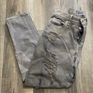 Melville Damaged Ripped Jeans